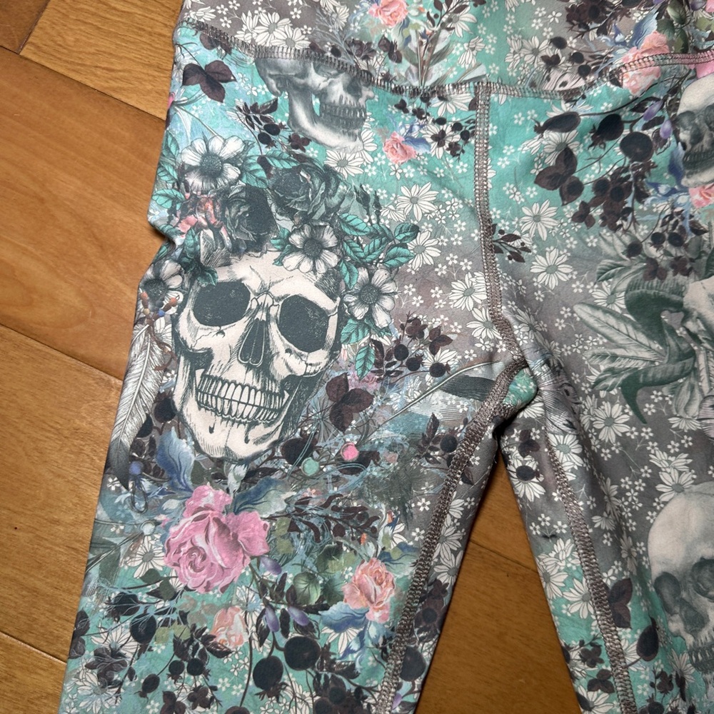 Evolution and Creation skull floral Gray and Green Leggings with Stretchy Fit - Picture 2 of 6